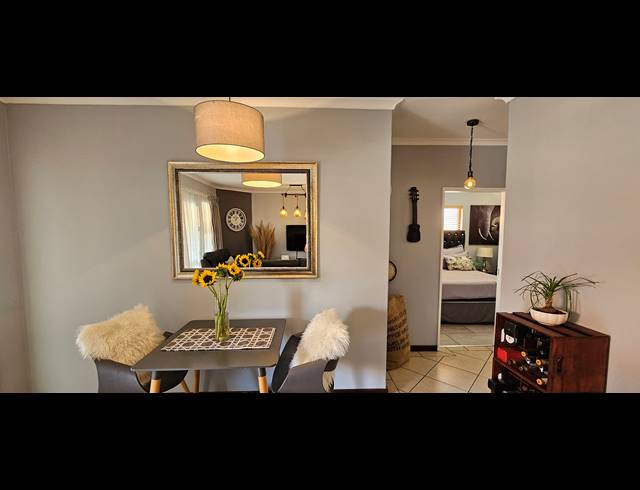2 BEDROOM TOWNHOUSE FOR SALE IN MEYERSDAL
